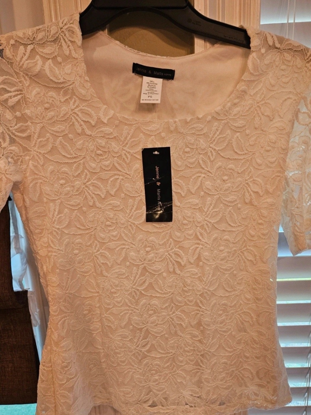 Jones New York Cream Floral Lace Scoop-Neck Blouse